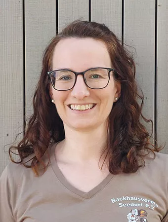 Julia Holzer